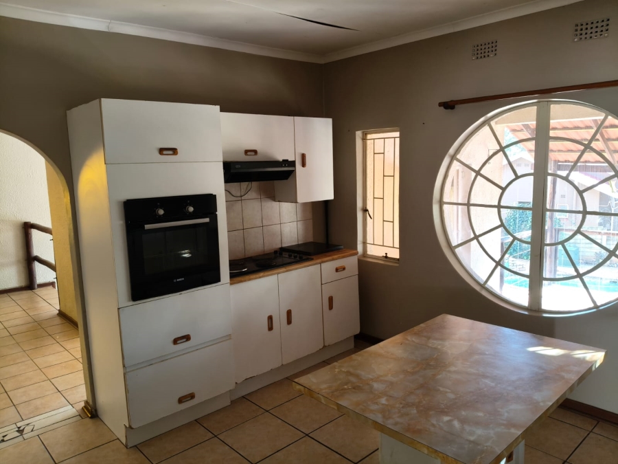 To Let 3 Bedroom Property for Rent in Safari Gardens North West